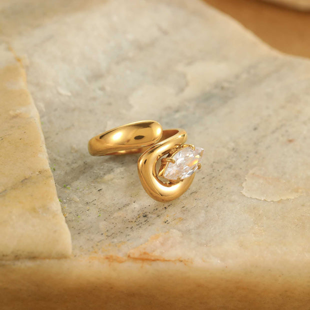 Special-interest Design Non-fading Inlaid Zircon Stainless Steel Ring